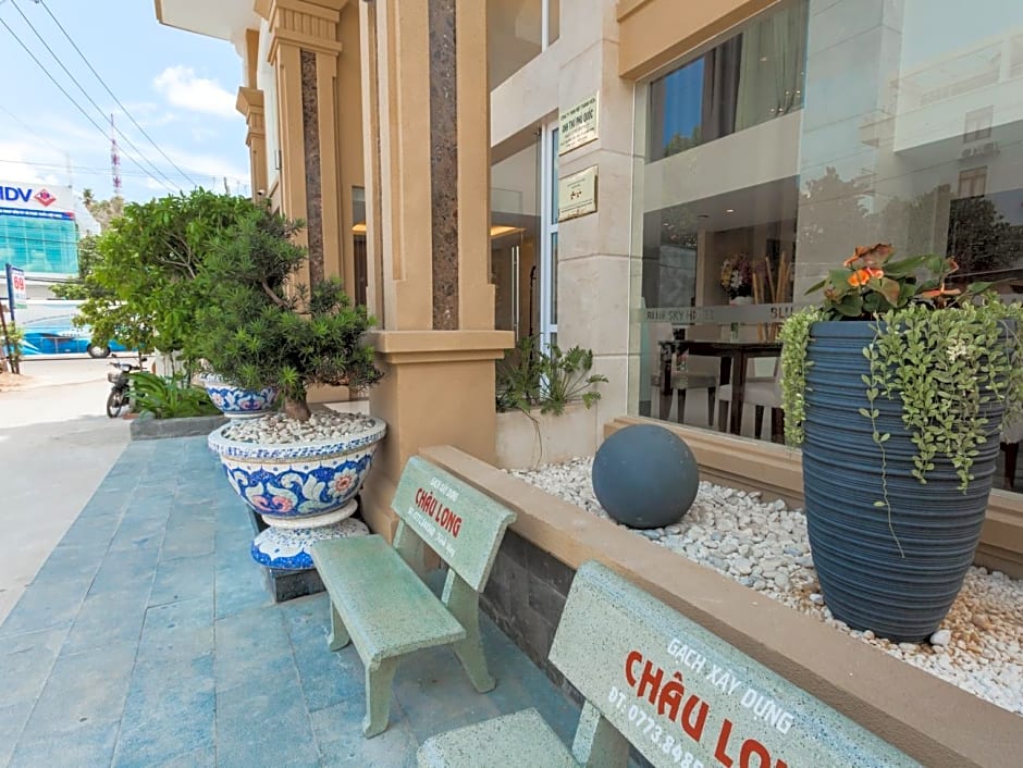 Blue Sky Phu Quoc Hotel