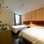 Home Inn (Guangzhou Tianpingjia Metro Station)