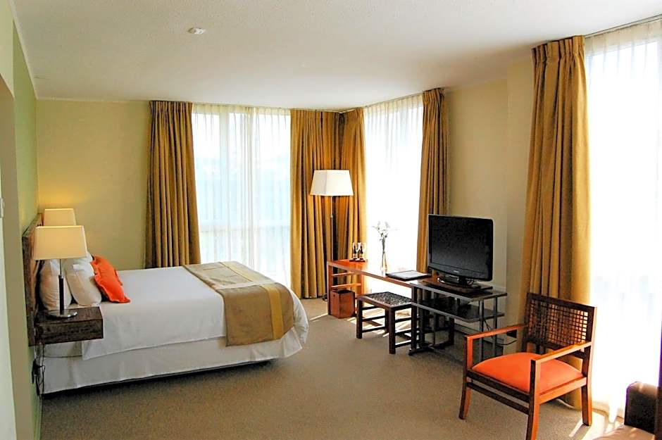 Hotel Solace