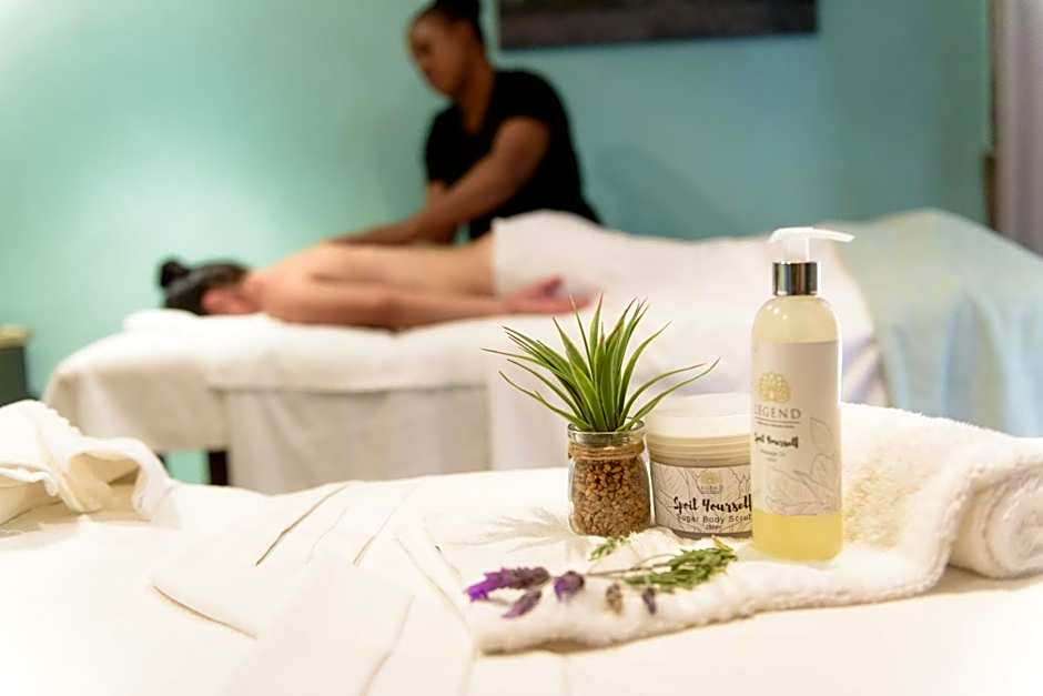 Whalesong Hotel & Spa