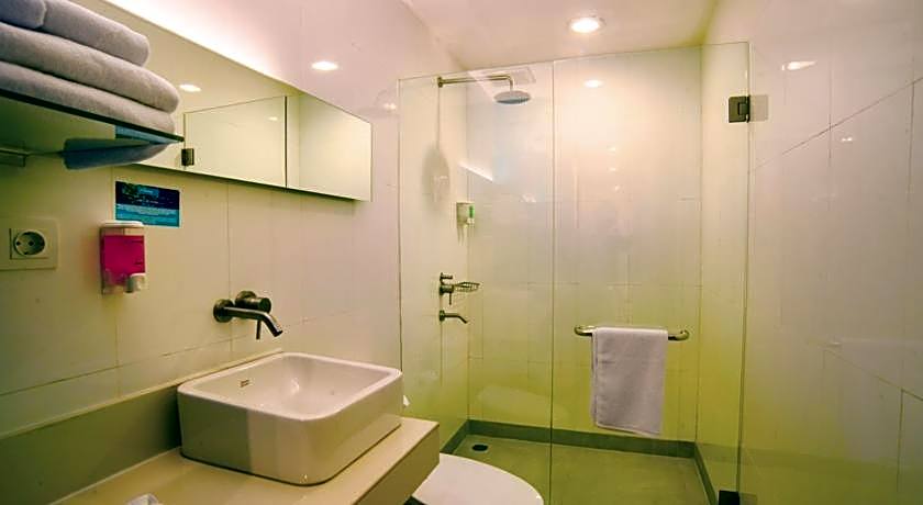 Idoop Hotel by Prasanthi