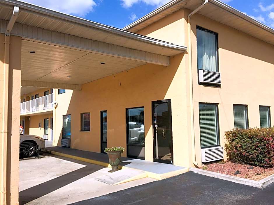 Motel 6-Macclenny, FL