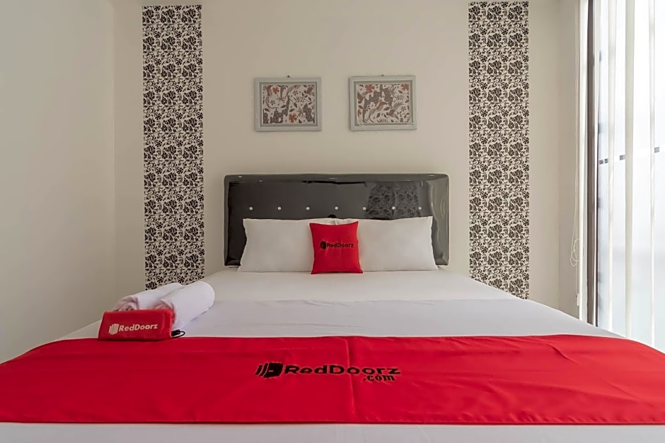 Koolkost @ Regol Park (Minimum Stay 6 Nights)