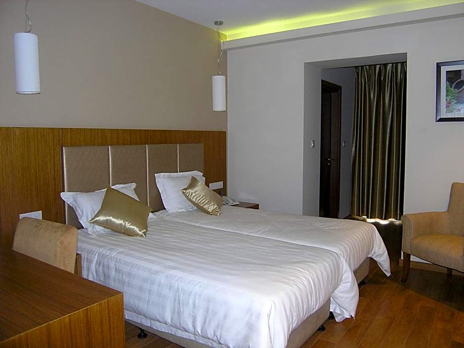 Livadia Hotel Kyperounta