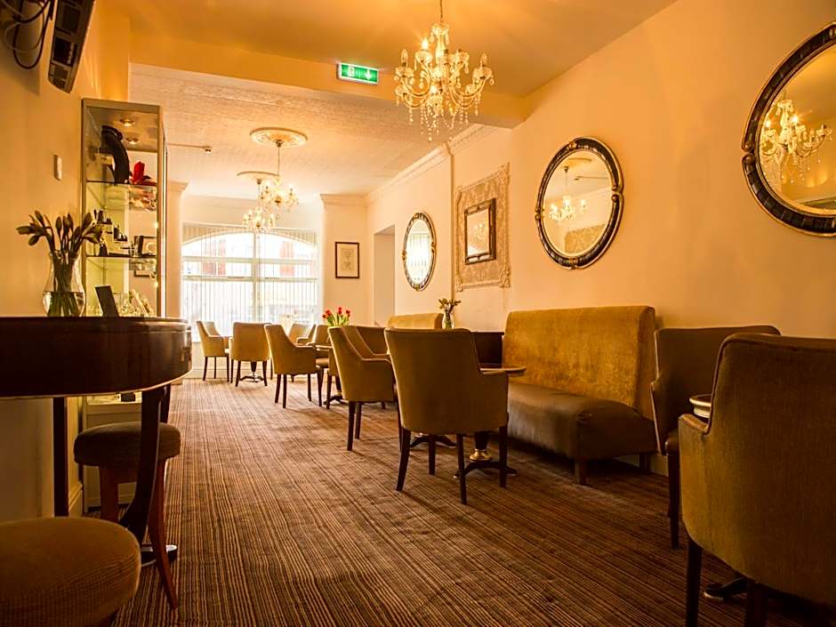 The Royal Alexandra Hotel by Compass Hospitality