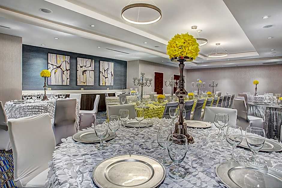 Holiday Inn Express & Suites Covington By IHG