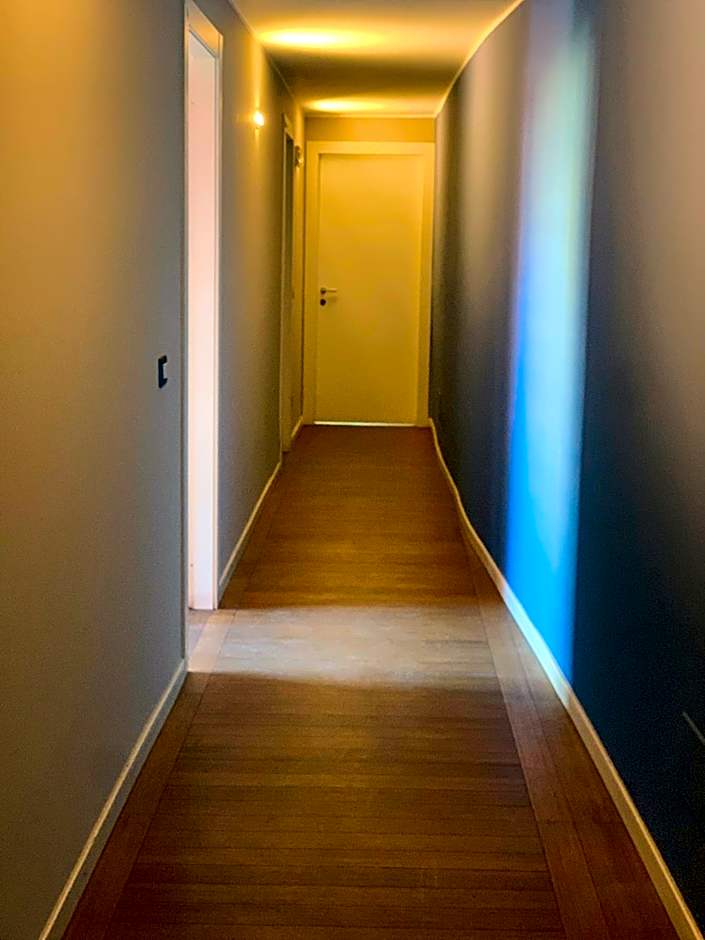 LT - Room's Bed & Living