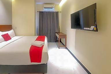 RedDoorz plus @ UNO Jalan Merak Samarinda