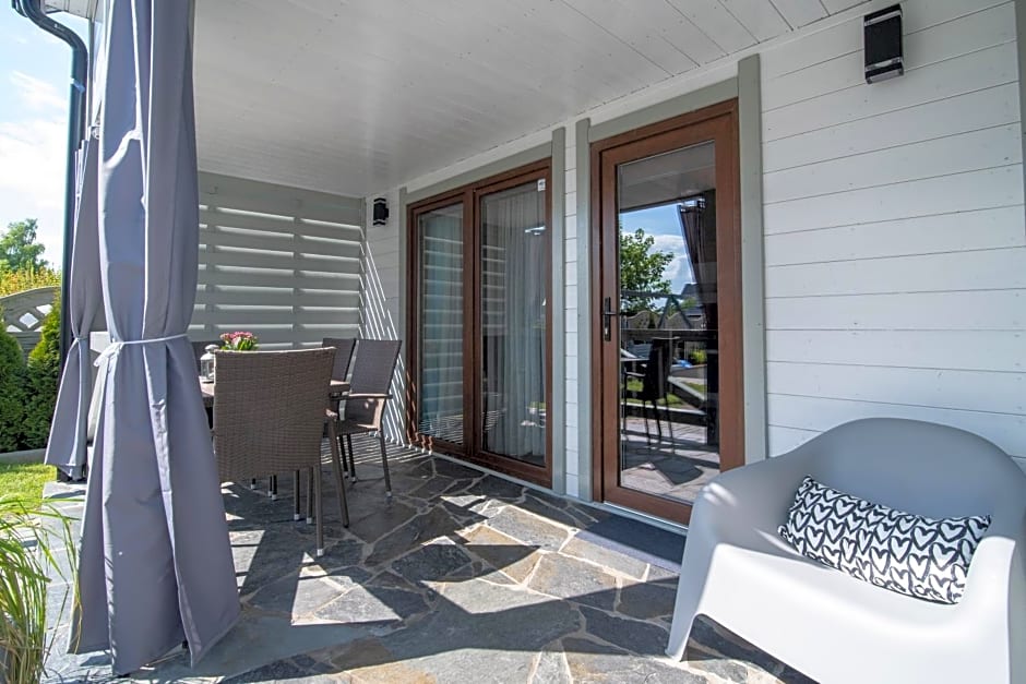 Domki Jelonek - Całoroczne, ogrzewane, klimatyzowane