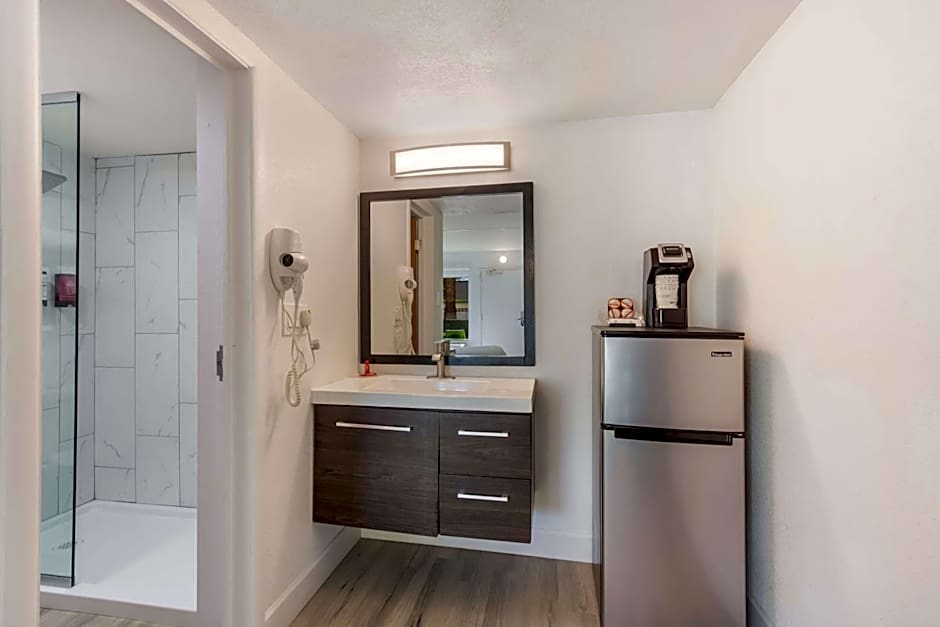 Revival Scottsdale Studios