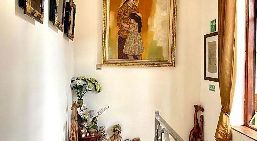 Cabin Hotel Bhayangkara