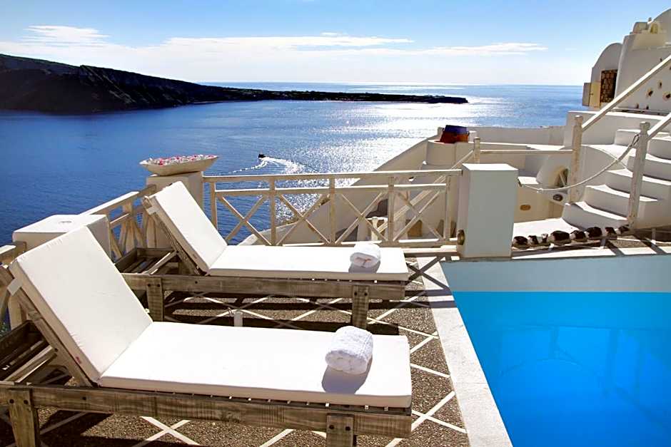 Oia Mare Villas