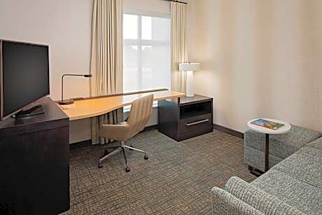King Studio with Sofa Bed