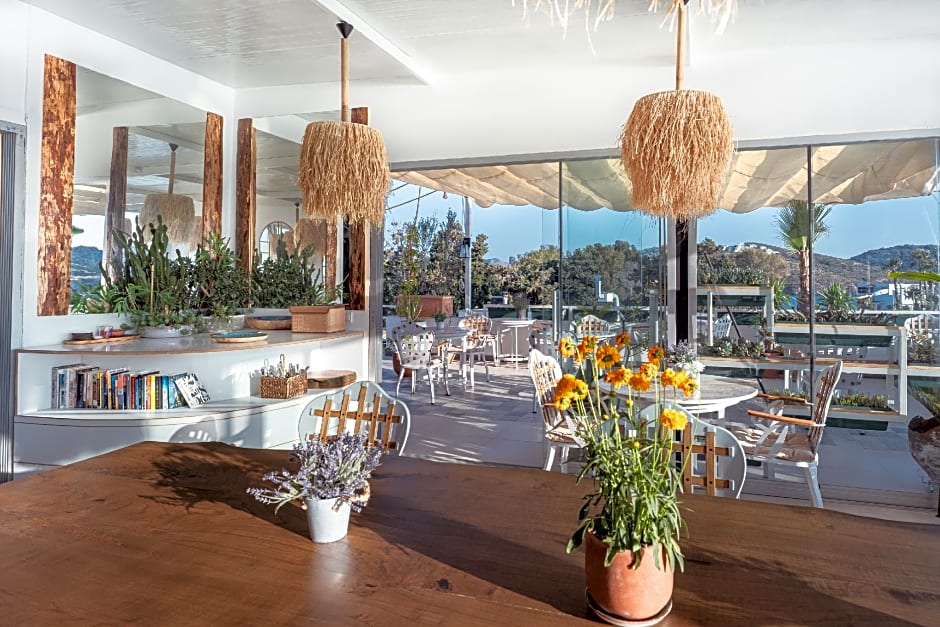 Liman Hotel Gumusluk