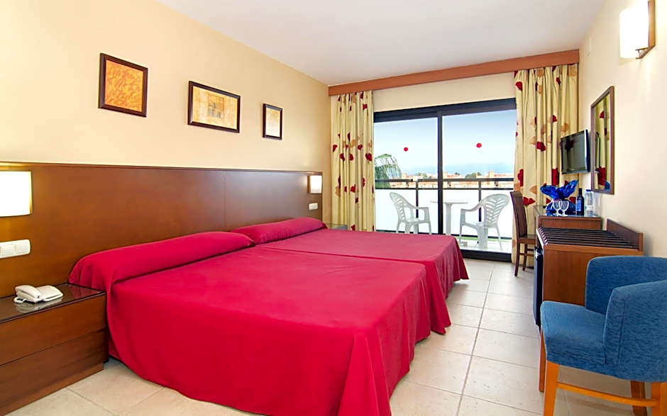 Hotel Puente Real