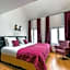 Artus Hotel