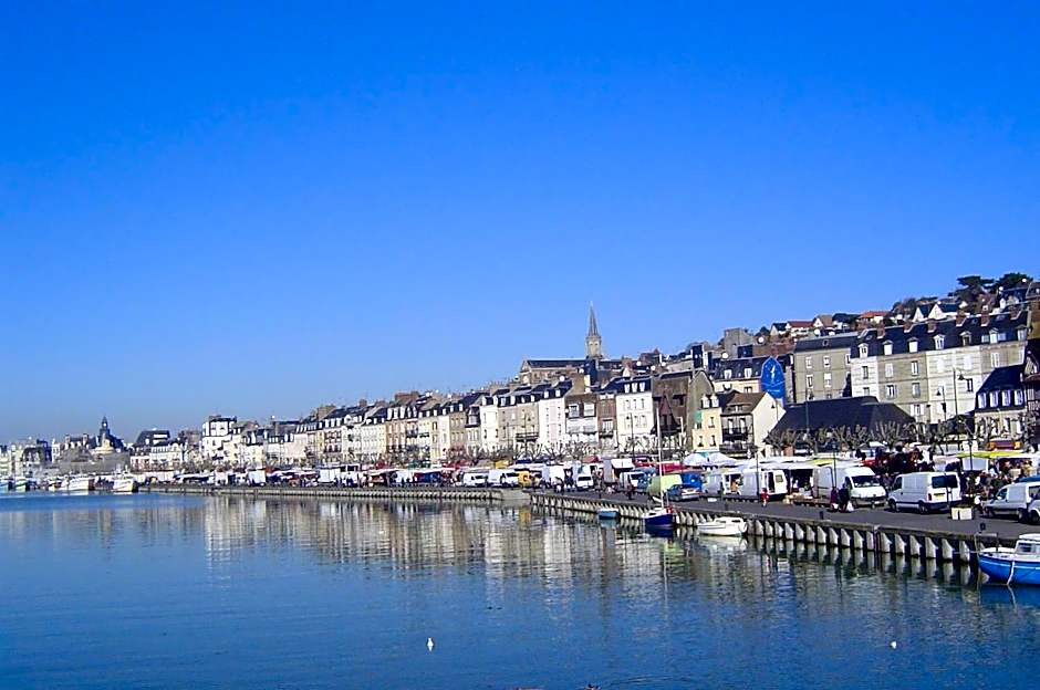 SOWELL RESIDENCES Le Port