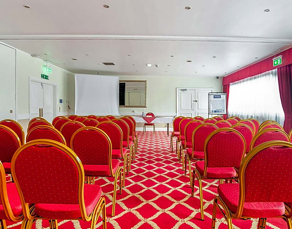 Britannia Airport Hotel