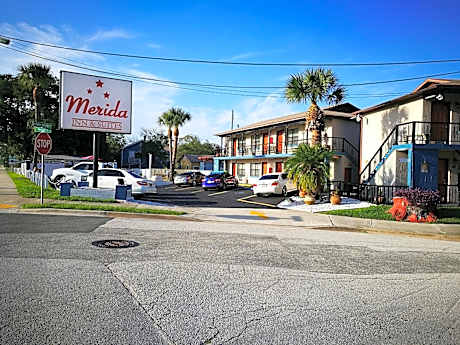 Merida Inn & Suites
