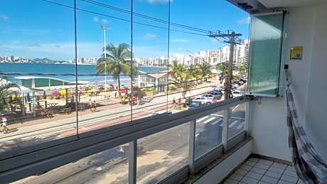 Apartamento Frente para o Mar-P¿NA AREIA -VISTA TOTAL PARA O MAR -¿REA DE CHURRASCO PRIVATIVA COBERTA-WIFI-NETFLIX -DISNEY PLUS 