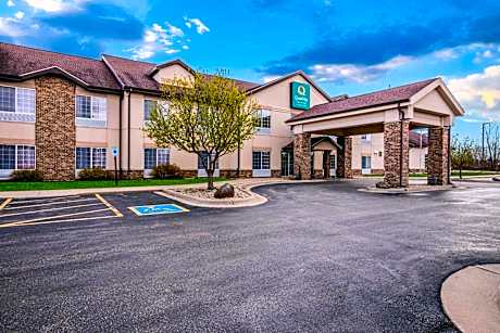 Quality Inn & Suites Lodi I-90