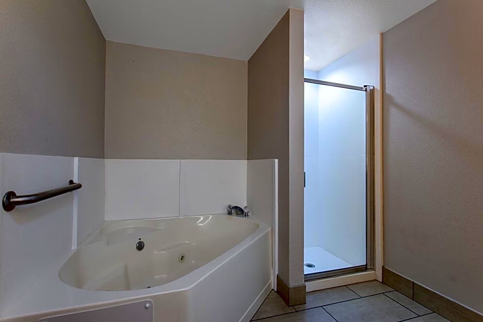 Holiday Inn Express Silver Springs - Ocala By IHG