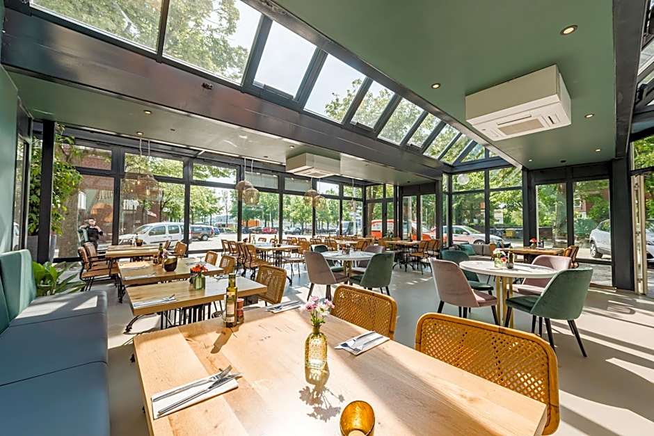 360 Grad Hotel & Bar