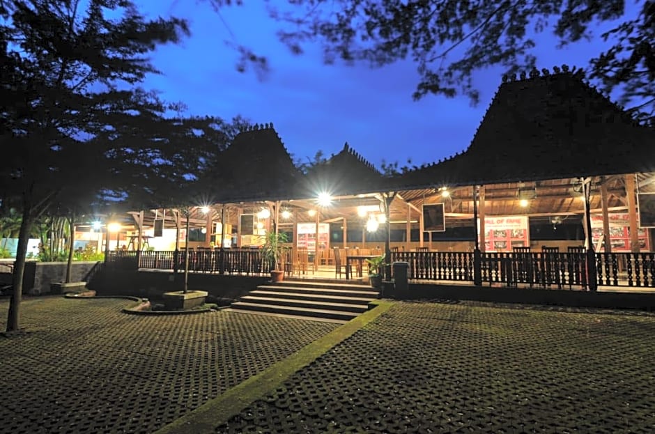 Grand Master Hotel Purwodadi