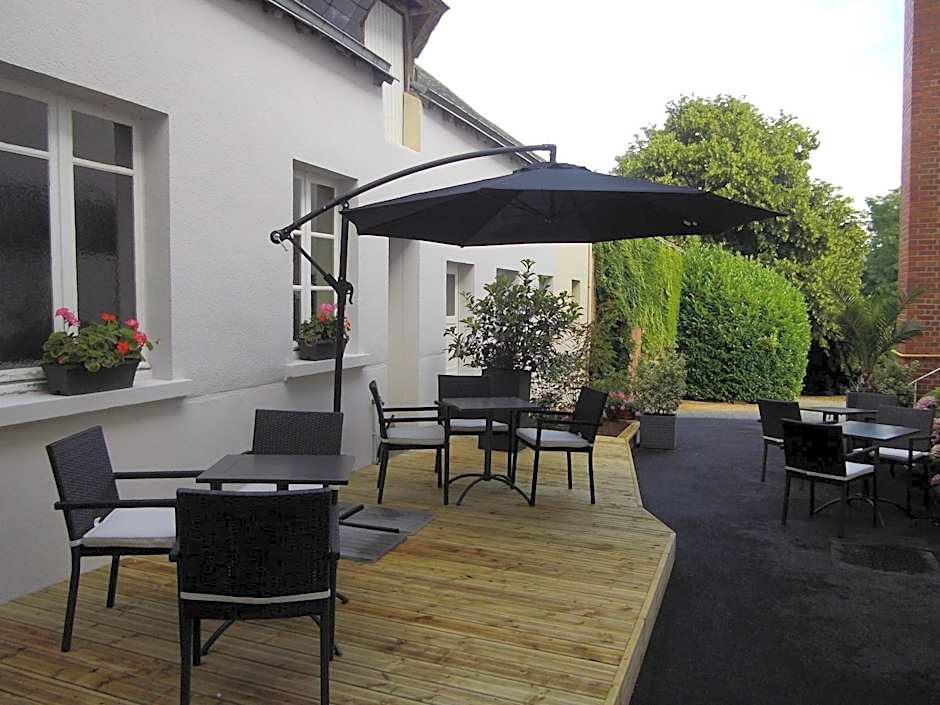 Hotel Saint François Précigné Soirée étape sur demande Proche Sablé-sur-Sarthe