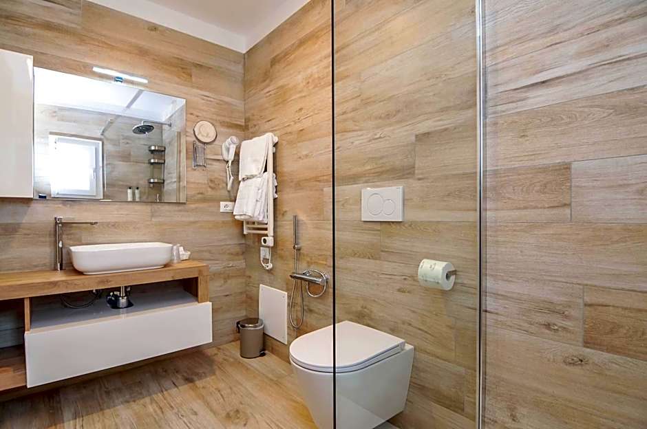 Marina Junior Suite 4 Stelle S