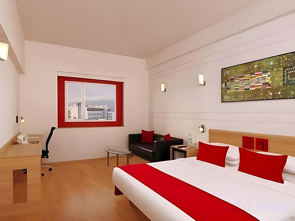 Red Fox by Lemon Tree Hotels, Tiruchirappalli