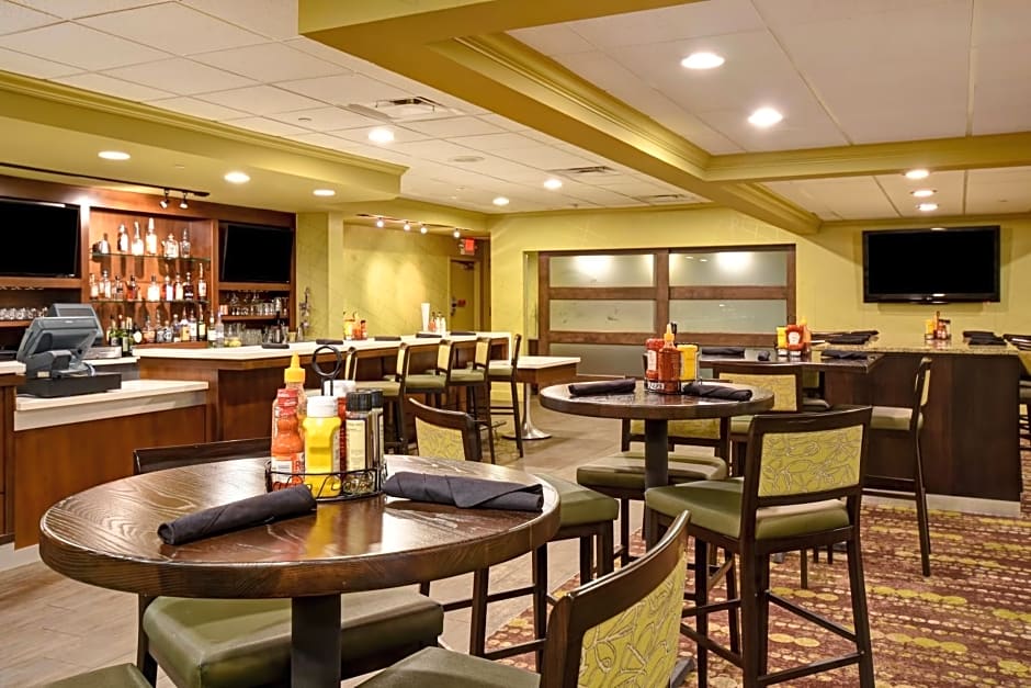 Holiday Inn Cincinnati-Riverfront By IHG