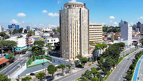 Pampas Palace Hotel