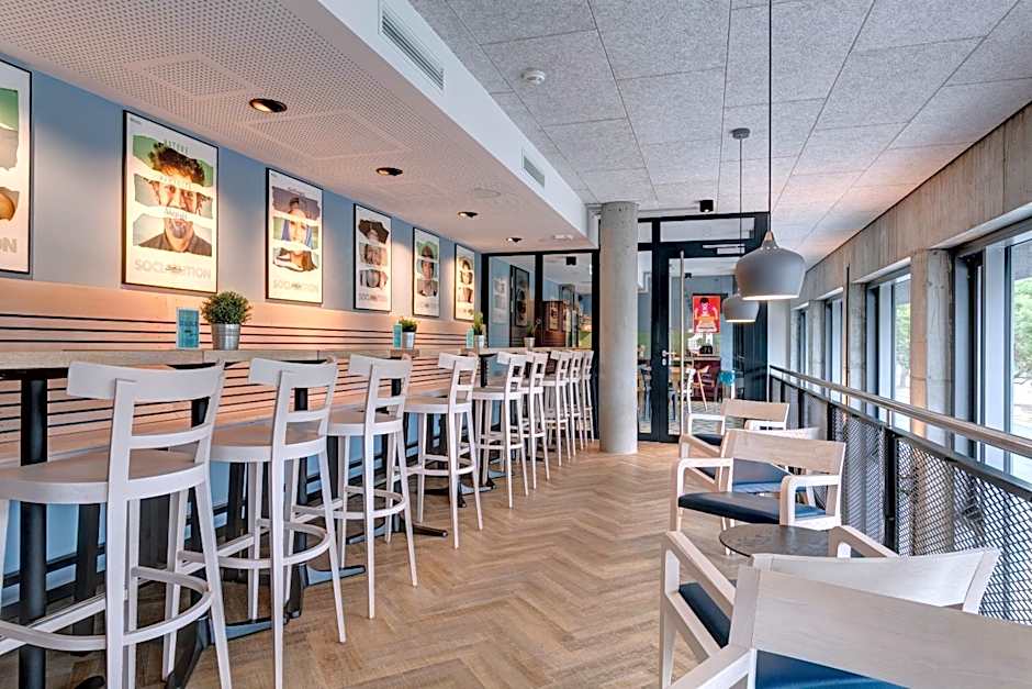 Schulz Hotel Berlin Wall at the East Side Gallery