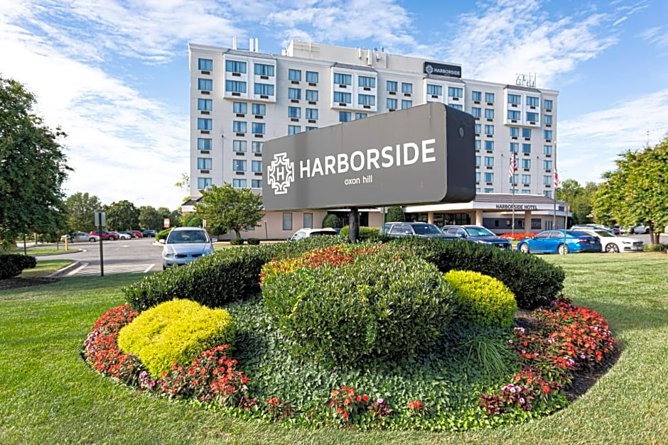Harborside Hotel