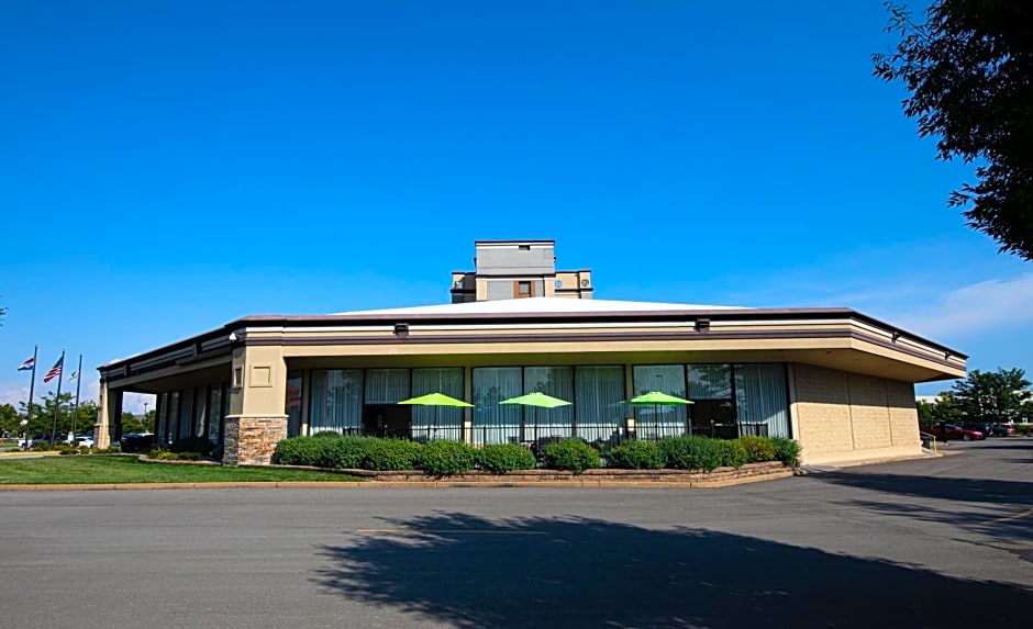 Holiday Inn Airport West Earth City By IHG