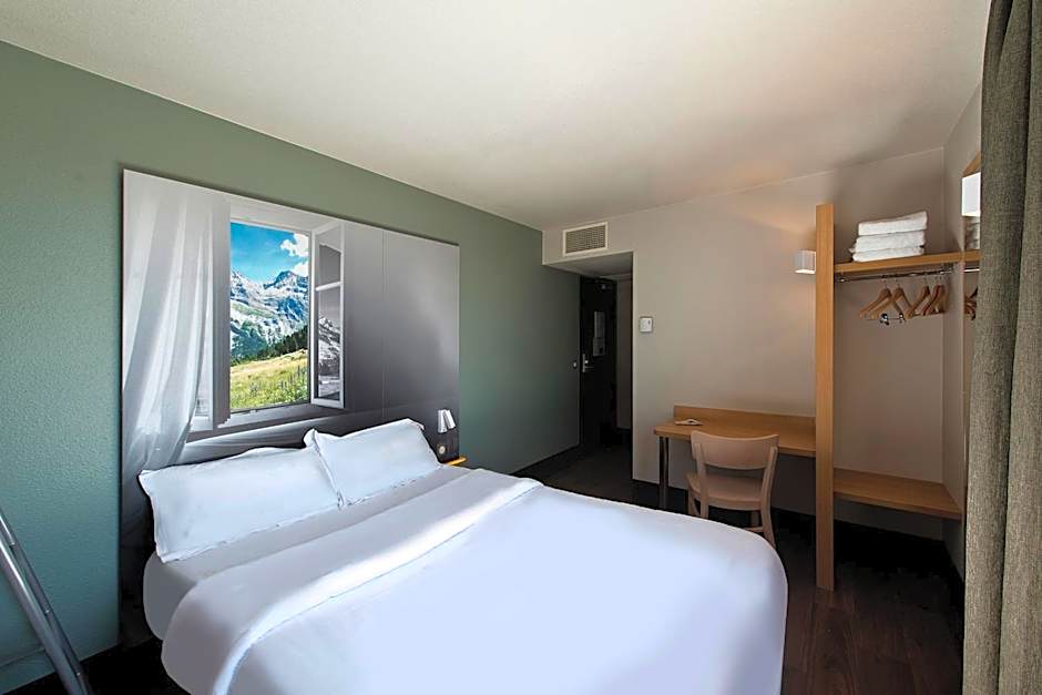 B&B HOTEL Pau Zénith