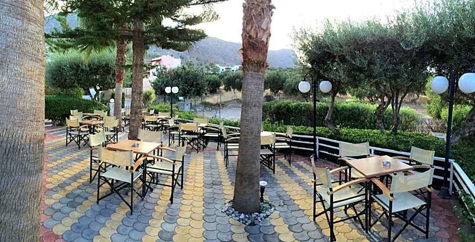 Nikolas Villas Appartments