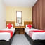 OYO 89877 Sun Triang Hotel
