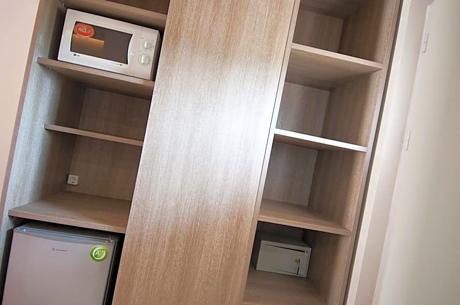 Ilios Hotel, Adults Only