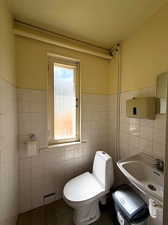 Sadama Hostel & Caravan Camping
