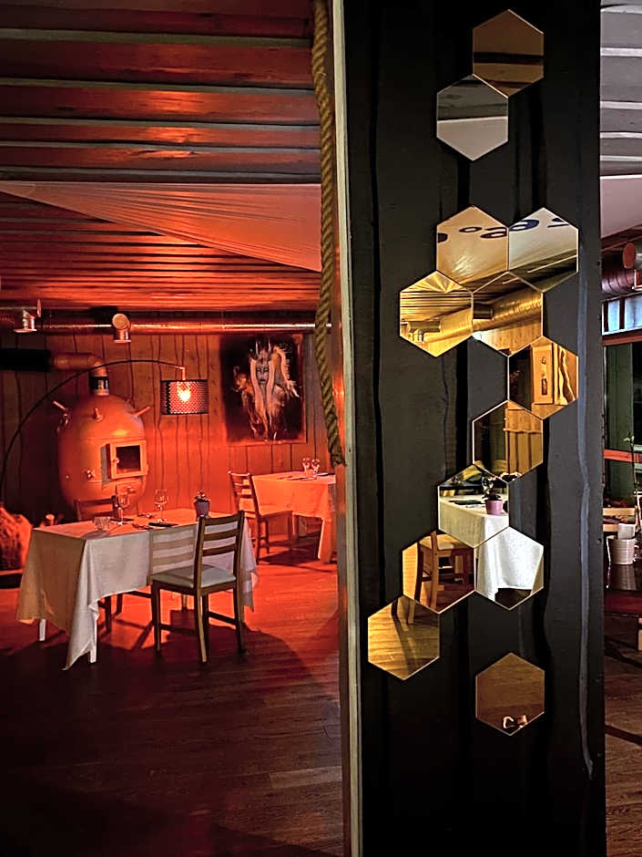 Vergi Sadam & Restoran Wirkes'