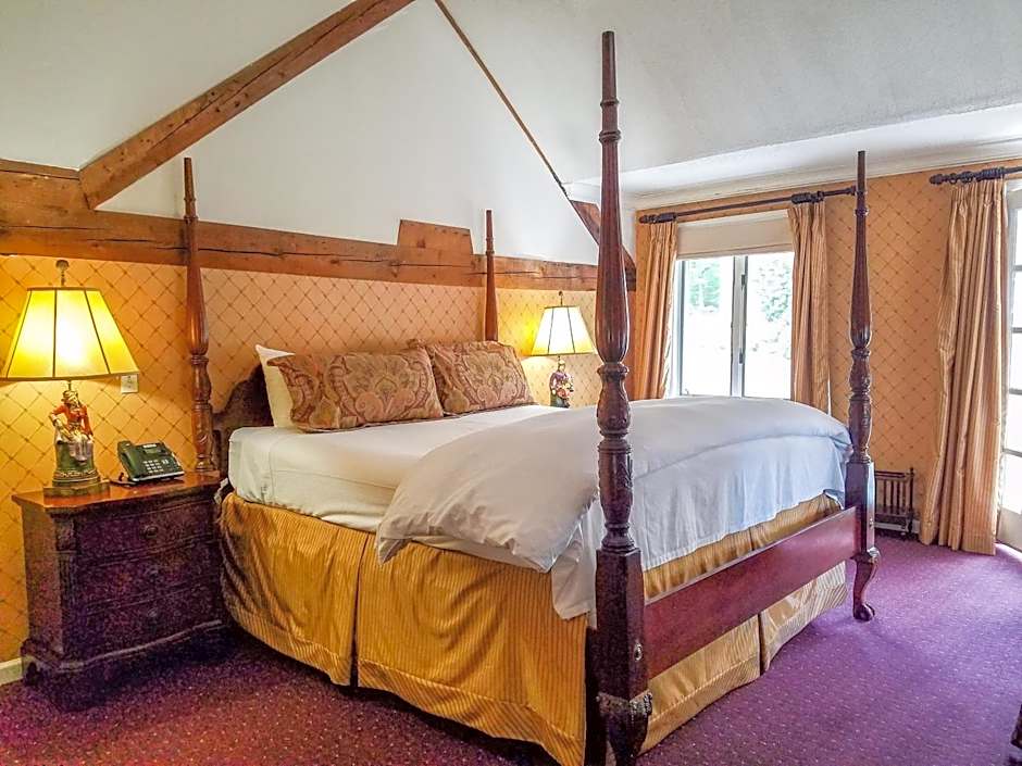 The Copper Beech Inn