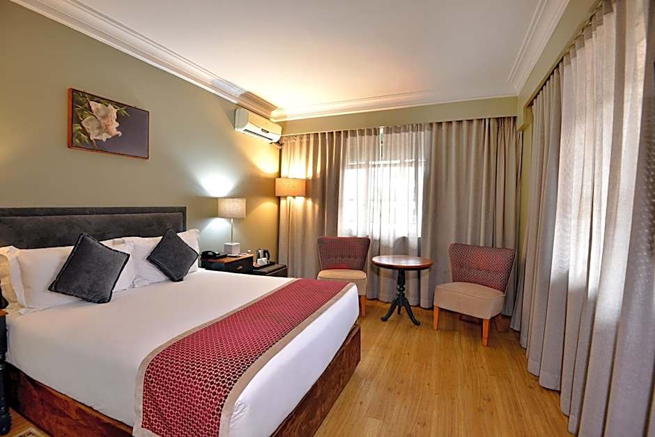 Cresta Jameson Hotel