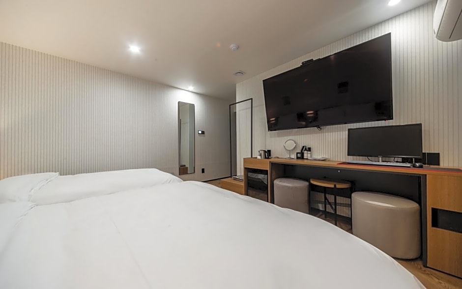 Changwon Masan Shinpo No. 25