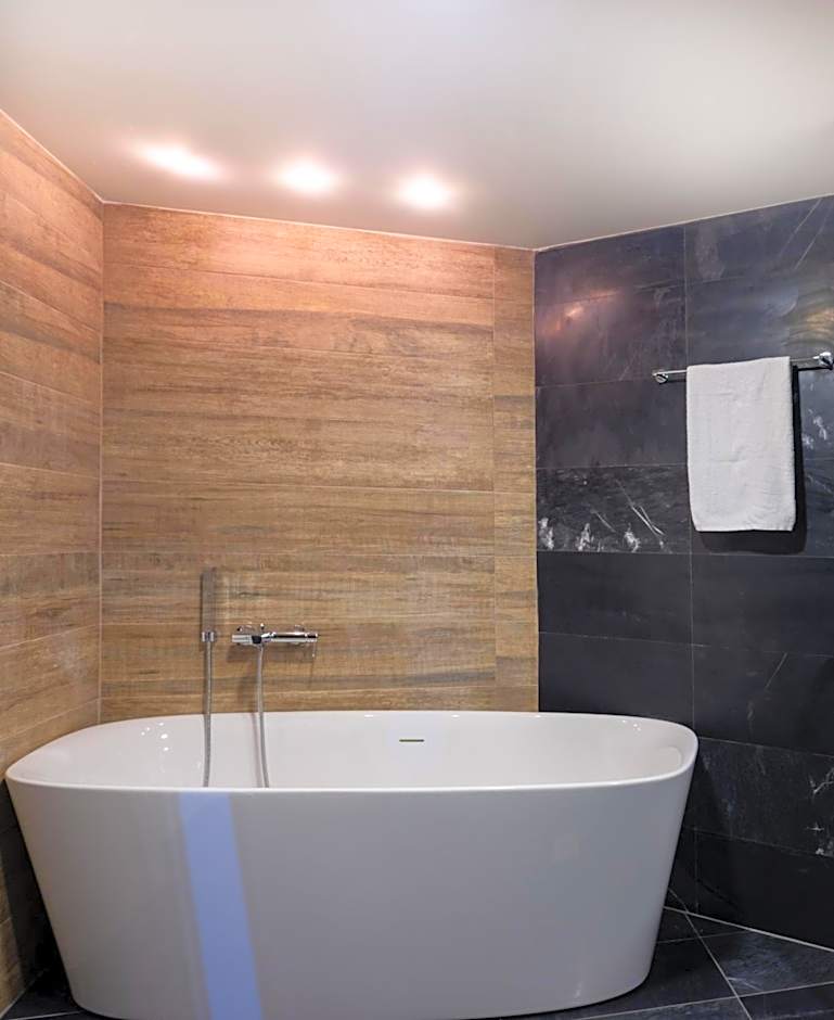 Eva Mare Hotel & Suites - Adults only