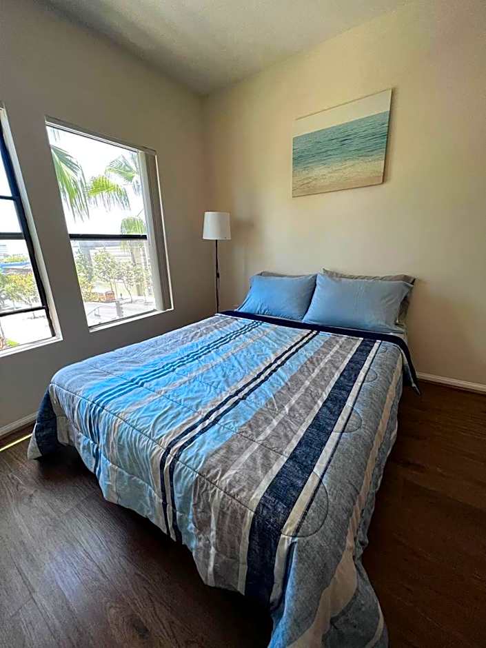 SoCal Lux on Miramar