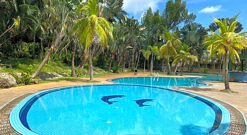 Teluk Batik Holiday Apartment