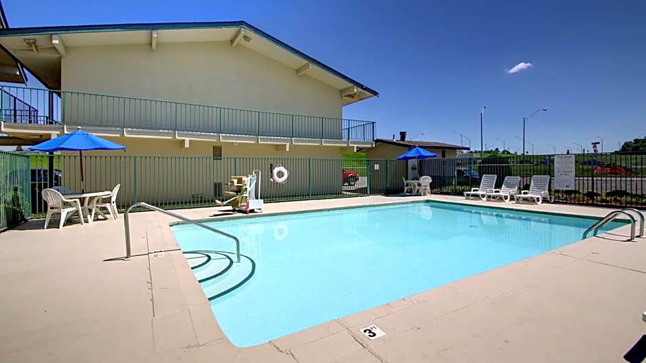 Rodeway Inn Fort Smith I-40