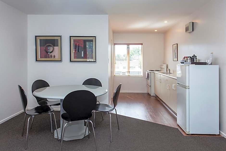 Casino Court Motor Lodge